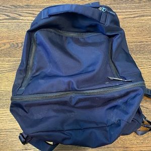 lululemon city adventurer backpack 17L